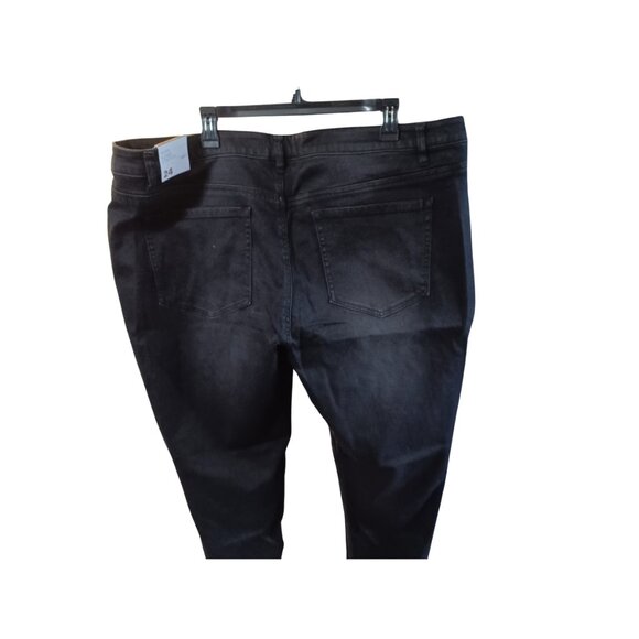 Lane Bryant Mid-rise Super Stretch Skinny Jeans, Black, size 24 - Picture 2 of 3